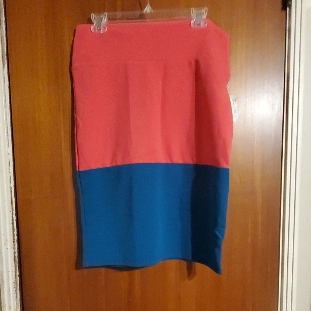 Lularoe skirt